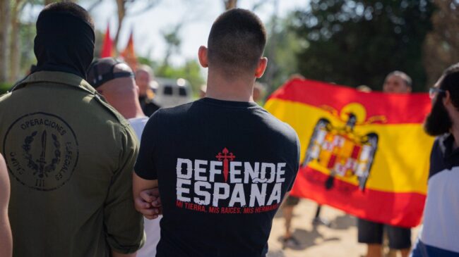 La Fiscalía pide tres años y medio de prisión para un líder nazi por sus mensajes en redes