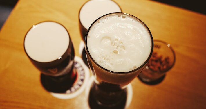 Session y Saison: dos tipos de cervezas que no pueden faltar en tu restaurante