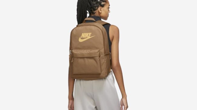 La mochila perfecta para el gym, tus viajes y para llevar siempre contigo es de Nike ¡y cuesta menos de 25€!