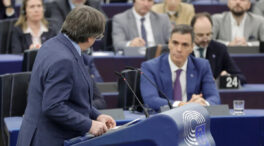 Sánchez insta a Puigdemont en la Eurocámara a seguir las vías de la política y la Constitución  