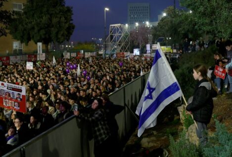 La Policía de Israel permite la primera manifestación contra la guerra desde su inicio
