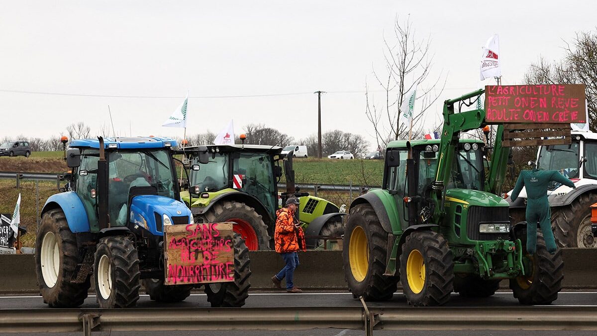 Las Protestas De Los Agricultores Franceses, En Imágenes