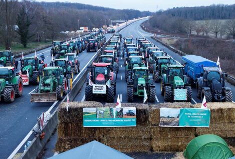 Transportistas afean a Sánchez que no actúe ante el conflicto en las carreteras francesas