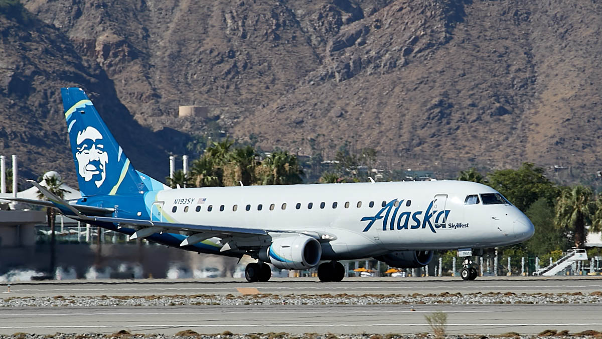 EEUU deja en tierra sus Boeing 737 MAX tras perder un avión parte del fuselaje en pleno vuelo