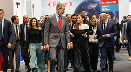 Los reyes inauguran la 44 edición de Fitur junto al presidente de Ecuador