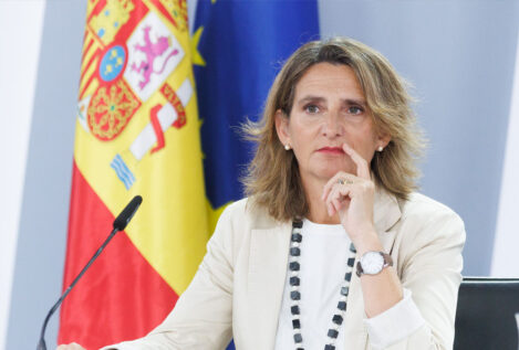 Teresa Ribera ve 'lawfare' en el juez que insiste en imputar a Puigdemont por terrorismo