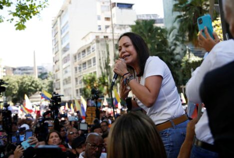 Leila Guerriero pone voz a una «víctima incorrecta» de la dictadura militar  argentina