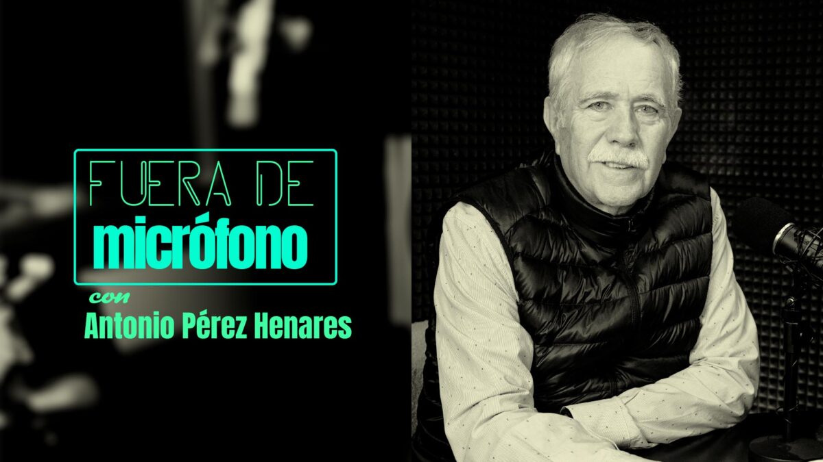 Fuera de micrófono con Antonio Pérez Henares