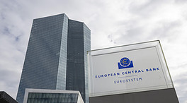 El BCE cumple el guion y mantiene los tipos en el 4,5% por tercera reunión consecutiva
