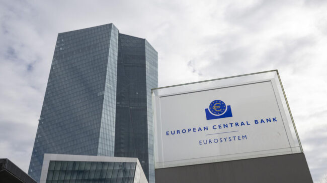 El BCE cumple el guion y mantiene los tipos en el 4,5% por tercera reunión consecutiva