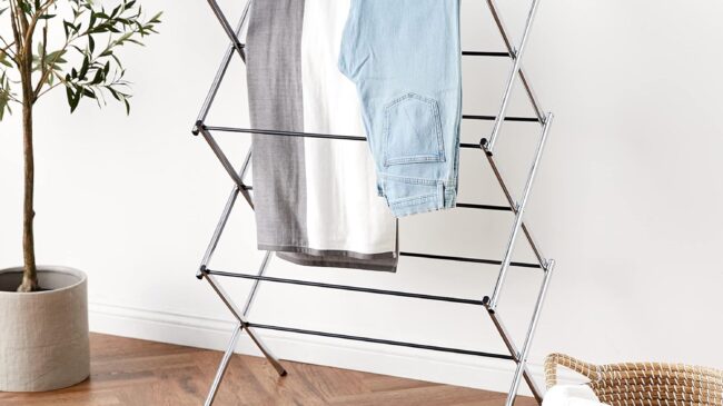 Seca tu ropa al sol y ahorra electricidad con los mejores tendederos plegables