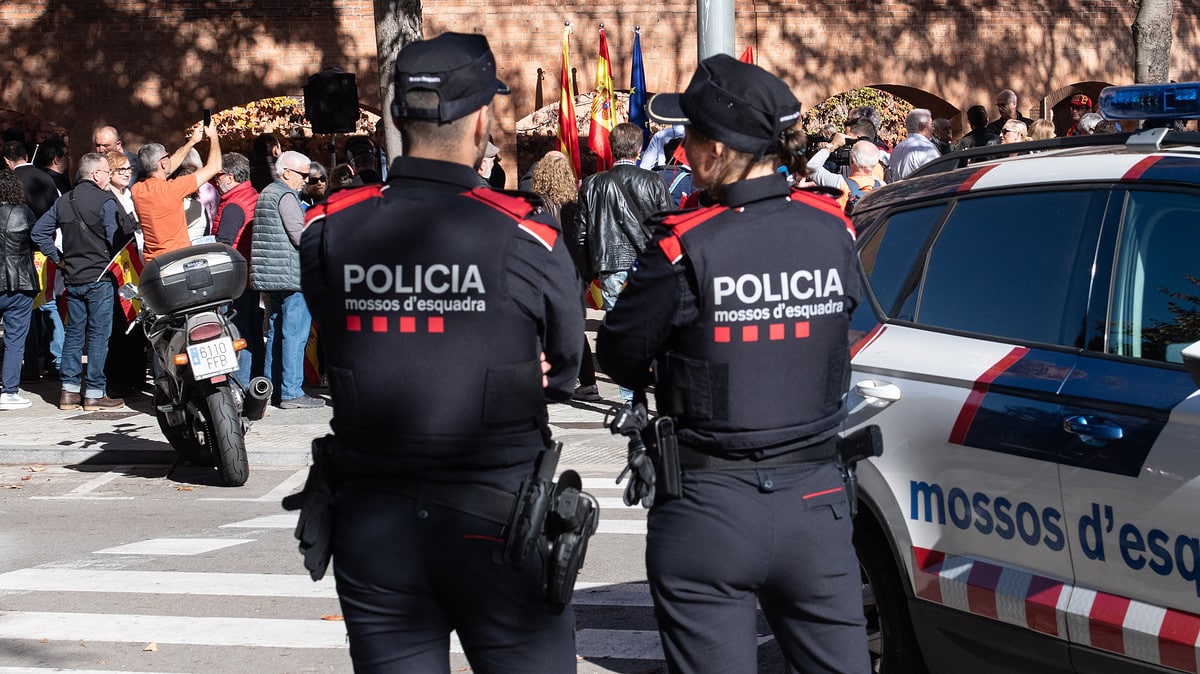 Los indicios apuntalan la tesis de que el padre de Barcelona asesinó a sus hijos y se suicidó