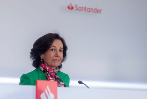 El Santander gana la cifra histórica de 11.076 millones, un 15% más que en 2022