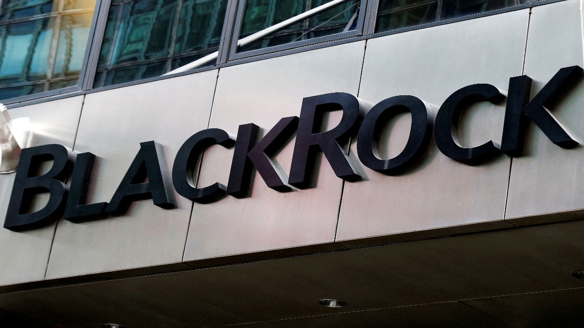 La CNMC analizará la entrada de BlackRock en Naturgy por su presencia en Iberdrola y Repsol