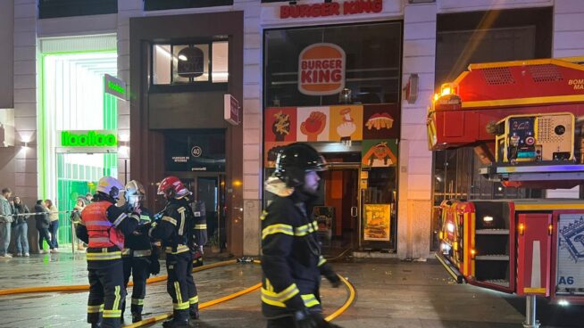 Incendio sin heridos en el Burger King de la Gran Vía de Madrid