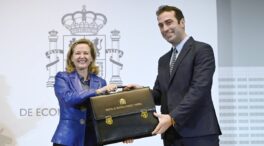 Calviño se reencuentra con Cuerpo en Davos y está «orgullosa» de la representación española