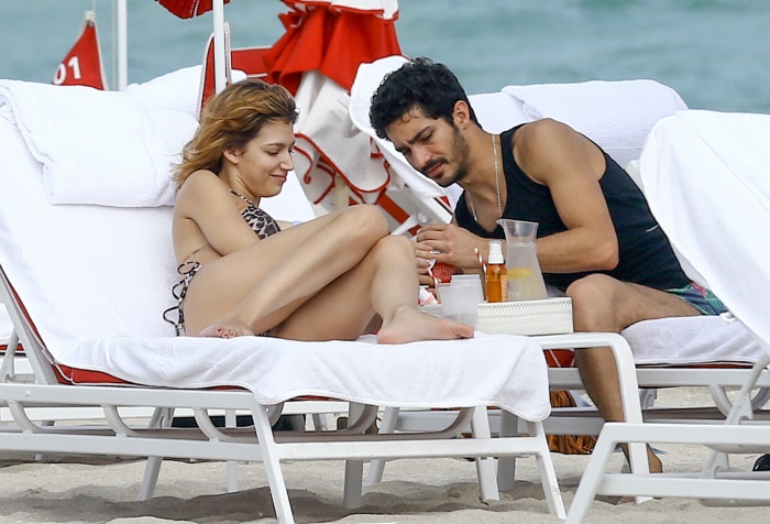 Chino Darín y Úrsula Corberó en Miami, en 2016