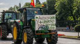 Los tractores se adelantan un día y ya colapsan carreteras de Valladolid