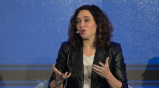 Ayuso apuesta por preguntar al Supremo si es "legal que Bildu esté en las instituciones"