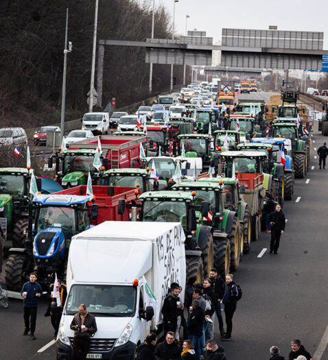 Las protestas de los agricultores franceses, en imágenes