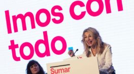 Díaz ve a Sumar dentro del Parlamento gallego en La Coruña y Pontevedra