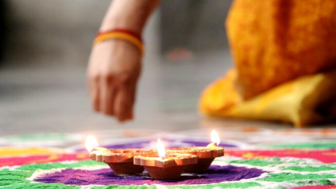 Los cinco mantras de la filosofía hindú para ser más feliz y tomar las riendas de tu vida