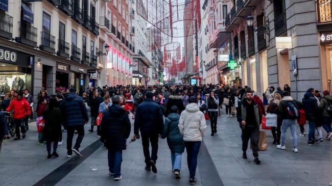 La actividad empresarial española se desmarca de la desaceleración de la eurozona, según PMI