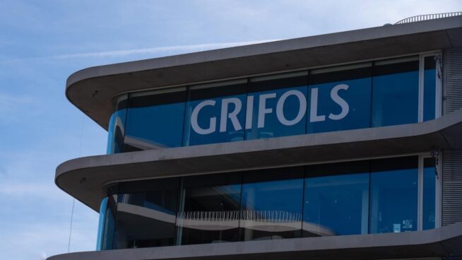 Grifols se dispara en la apertura un 7% en Bolsa tras el desplome de la semana pasada