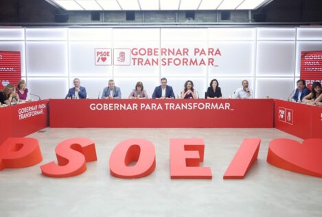 Sánchez introduce en la Ejecutiva del PSOE a los ministros Puente, Hereu, Saiz y Redondo