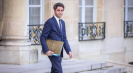 Macron nombra a Gabriel Attal como primer ministro tras la renuncia de Élisabeth Borne