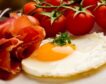 Cómo hacer huevos en la Air fryer de forma fácil, rápida y sana (desde ‘al plato’ a cocidos)