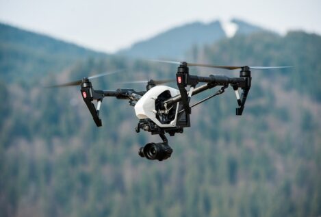 El Gobierno renueva la normativa sobre las pruebas de alcoholemia a pilotos de drones