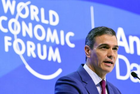 Sánchez defiende en Davos la colaboración del Estado con las empresas: «Somos aliados»