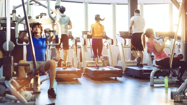 ¿Cardio o pesas primero? Cómo optimizar el orden de nuestra rutina de ejercicios