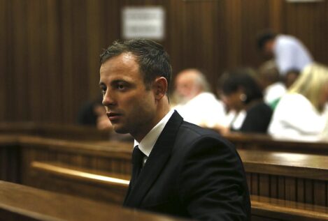 Oscar Pistorius queda en libertad condicional 11 años después del asesinato de su novia