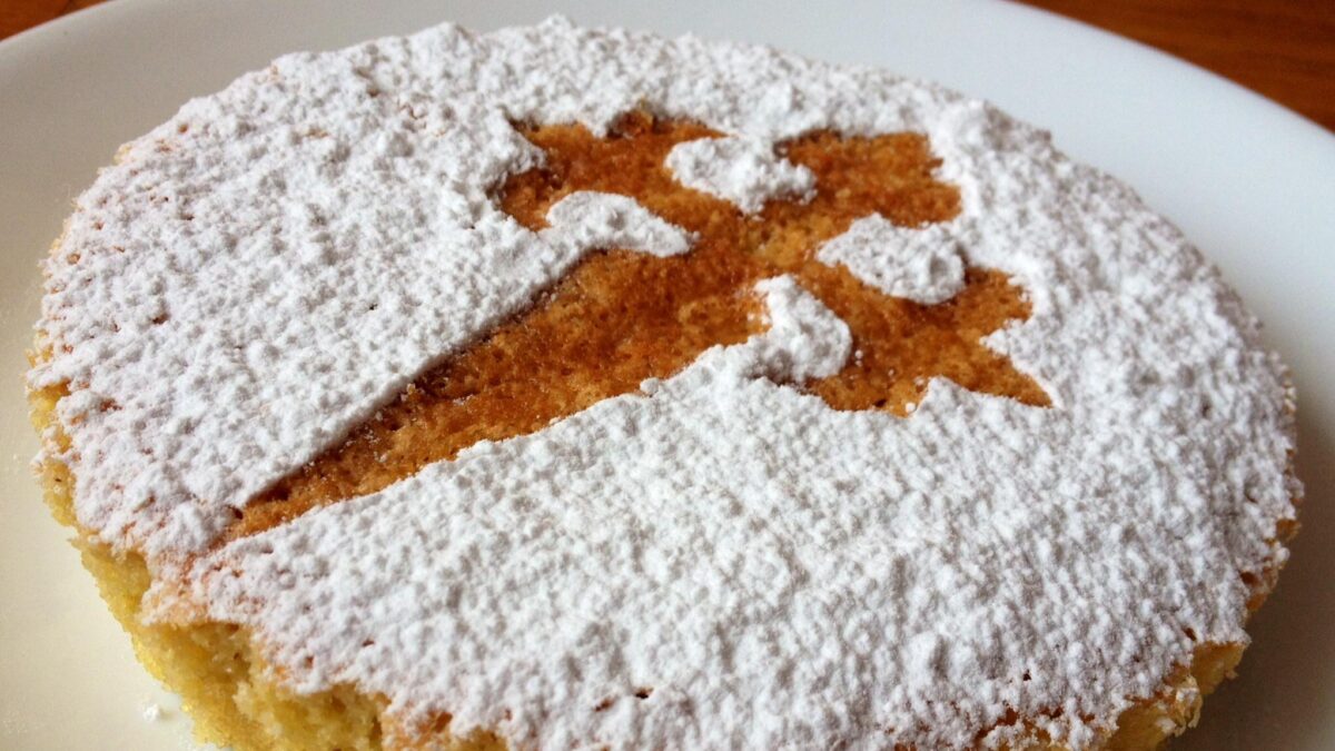 Qué comer en Santiago de Compostela: de su mítica tarta a las vieiras