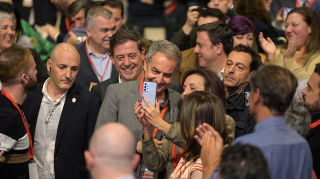 Zapatero se declara «defensor de la amnistía» y reivindica el papel de Cerdán con Puigdemont 