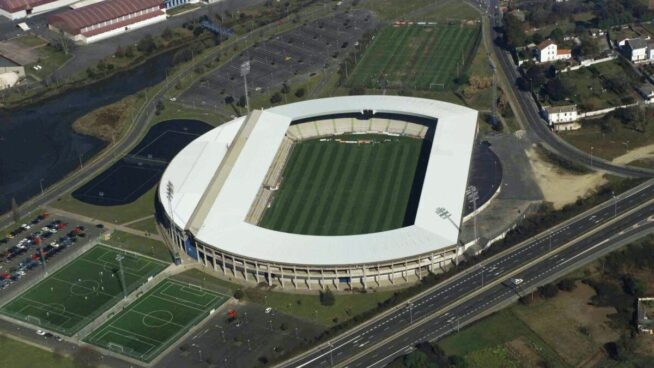 El Racing de Ferrol aprovecha su primer año en Segunda para reformar su estadio