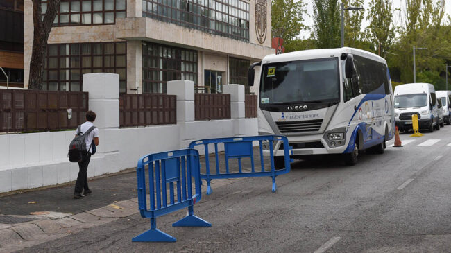Uno de cada tres autobuses escolares no cumple la normativa en España