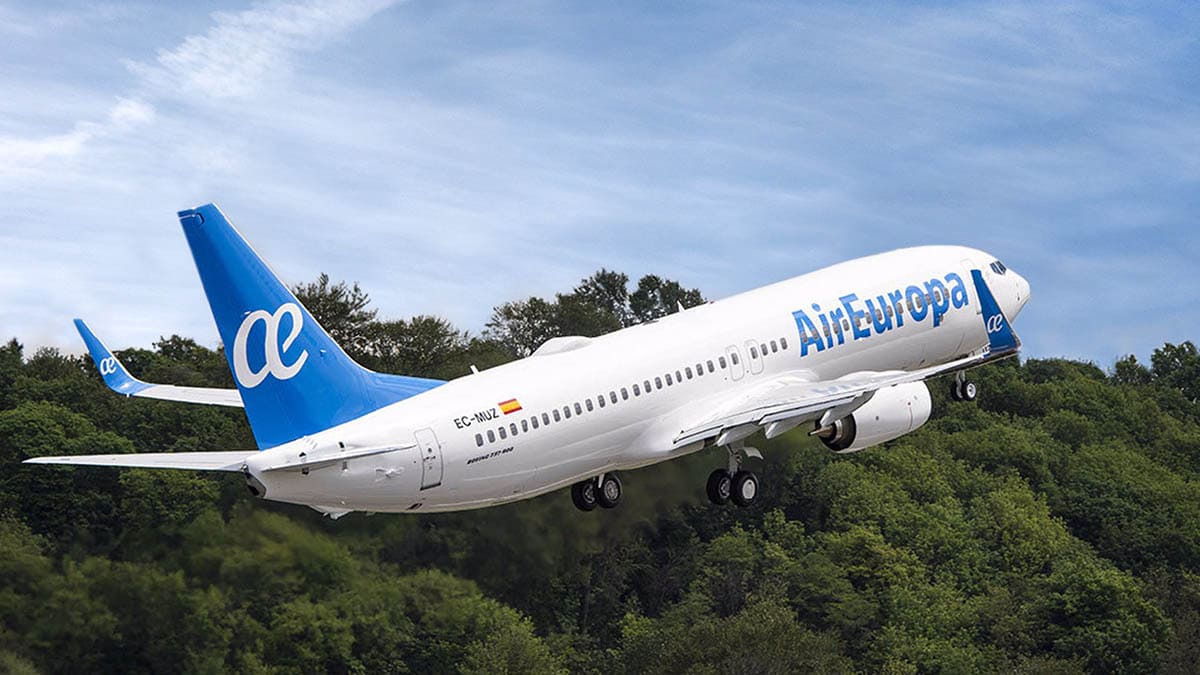 Air Europa niega el pago de comisiones en los contratos para traer material anticovid