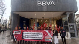 Sabadell y BBVA, los bancos que menos pagan a su plantilla en plena ofensiva sindical