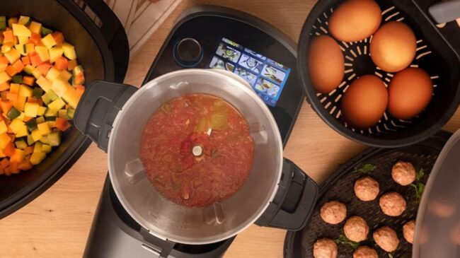 Conviértete en un chef con el robot de cocina de Cecotec top ventas en Amazon: ¡ahora con 250€ de descuento!