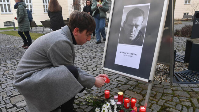 El opositor ruso Alexei Navalni será enterrado este viernes en Moscú