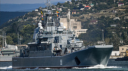 Ucrania asegura haber hundido el buque ruso de asalto anfibio 'Caesar Kunikov' en Crimea