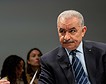El primer ministro palestino presenta su dimisión al presidente Abbas