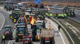 Los agricultores toman las principales carreteras del país