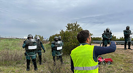 Herido de una pedrada un Guardia Civil en las protestas de agricultores en Badajoz