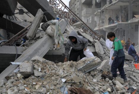 Más de cien los muertos en un ataque de Israel contra una entrega de comida en Gaza