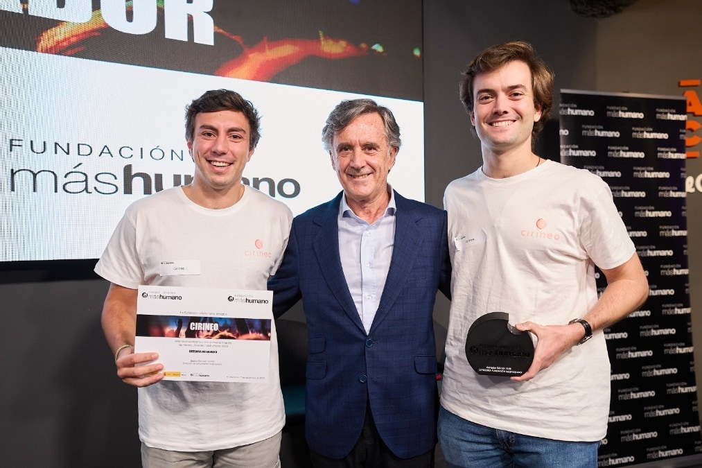 Dos jóvenes crean Cirineo, la startup que busca revolucionar el mundo del donativo en España