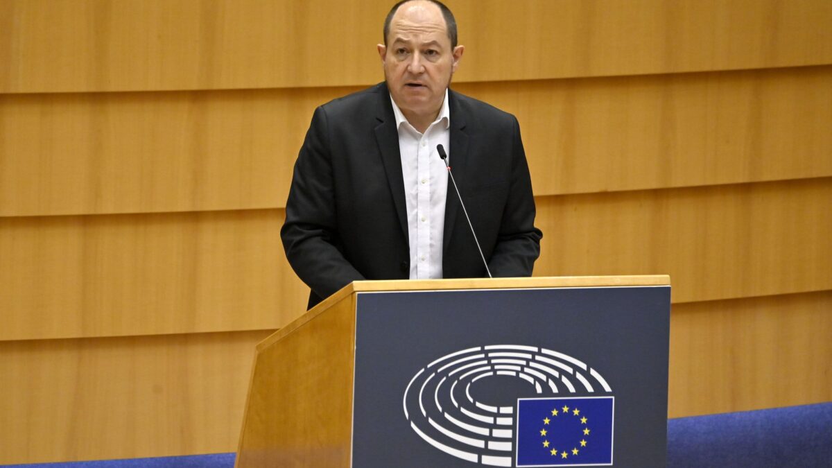 Bildu propone a un condenado por pertenencia a ETA como cabeza de lista en las europeas
